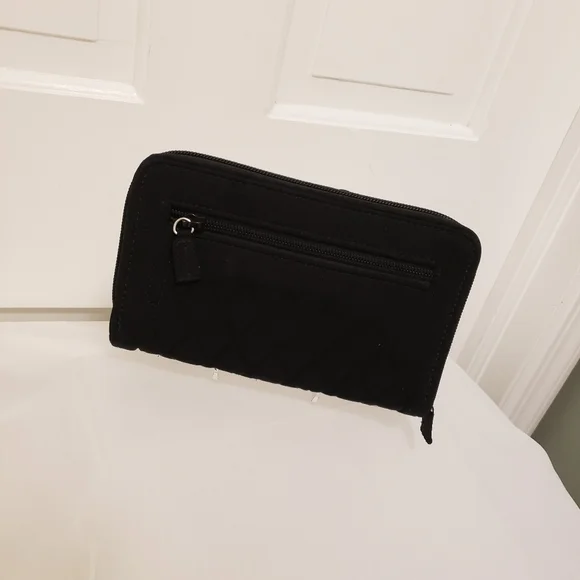 Vera Bradley Large Black Quilted Turnlock Close Wallet, Preppy, Versatile - Picture 2 of 12